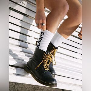 ALMOST NEW DR MARTENS 1460
Pascal Virginia Leather Lace Up Boots